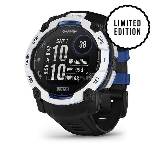 GARMIN Instinct 3, 50mm Solar oksoóra fekete/kék szilikon szíjjal (Limited Edition, homokkő)