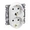 LEGRAND 764544 Niloé fehér 2×2P+F csatlakozóaljzat gyermekvédelemmel LEGRAND_764544 small
