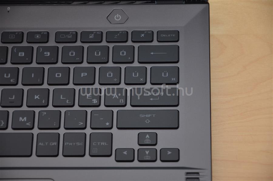 ASUS ROG ZEPHYRUS G14 GA401IU-HA241T (sötétszürke) GA401IU-HA241T_32GBW10PN1000SSD_S original