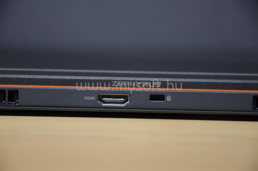 ASUS ROG ZEPHYRUS S GX531GW-ES009T (fekete) GX531GW-ES009T original