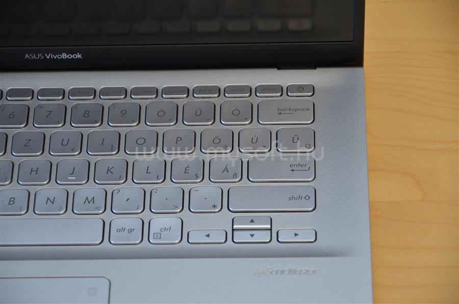 ASUS VivoBook S14 S412FA-EB612TC  (ezüst - numpad) S412FA-EB612TC_12GBW10PN250SSDH1TB_S original