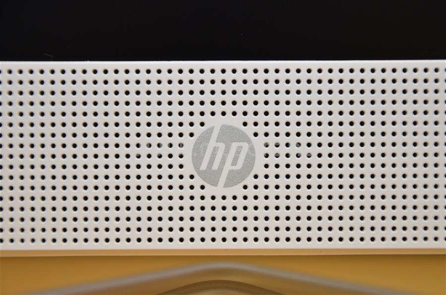 HP 200 G4 All-in-One PC fehér 9US61EA_N250SSD_S original