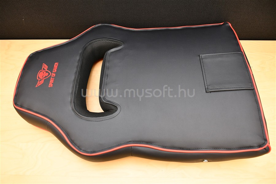 SPIRIT OF GAMER MUSTANG Red (állítható dőlés/magasság; kihajtható lábtartó; max.120kg-ig, fekete-piros) szék [BEMUTATÓ DARAB] SPIRIT_OF_GAMER_SOG-GCMRE_B01 original
