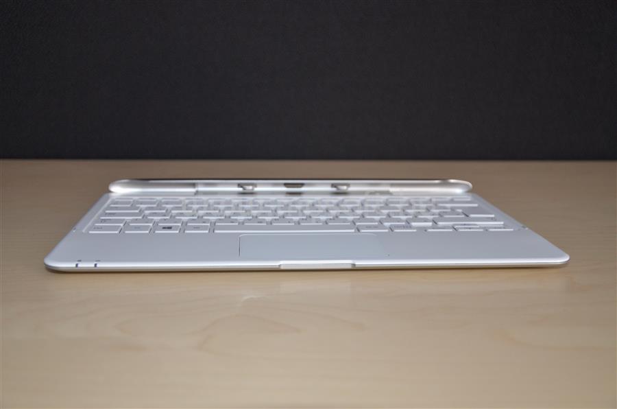 SAMSUNG ATIV Smart PC XE500T1C-A01HU 64GB fehér + dokkoló XE500T1C-A01HU original