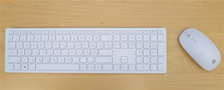 HP 24-ck0003nn All-In-One PC (White) 23,8