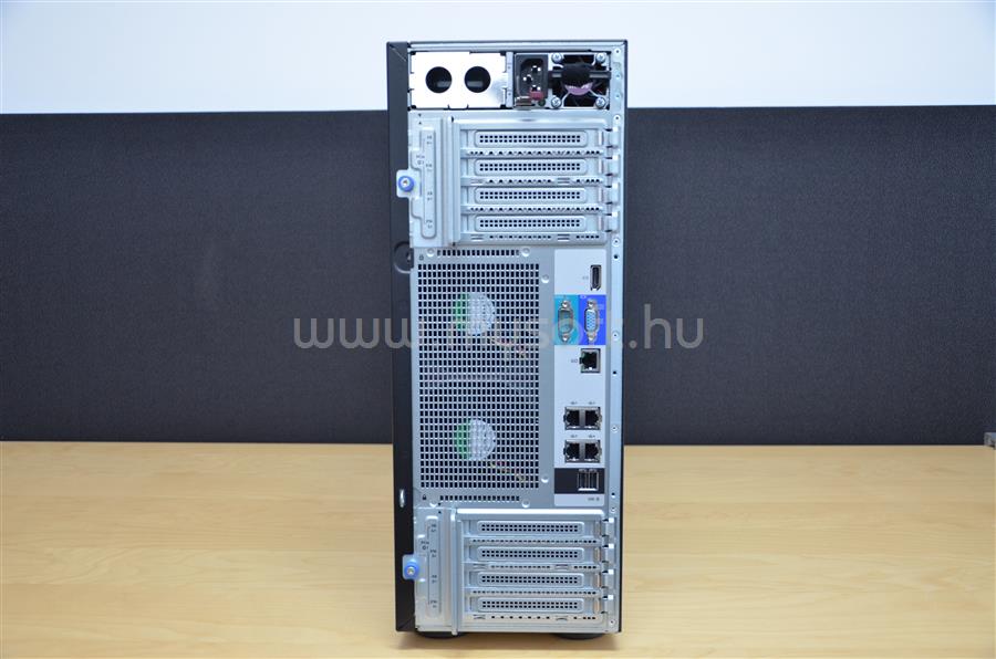 HP ProLiant ML350 G10 Tower szerver P408i-a 1x Silver 4210 1x 800W HPE iLO 5 8x 2,5 P11051-421 original