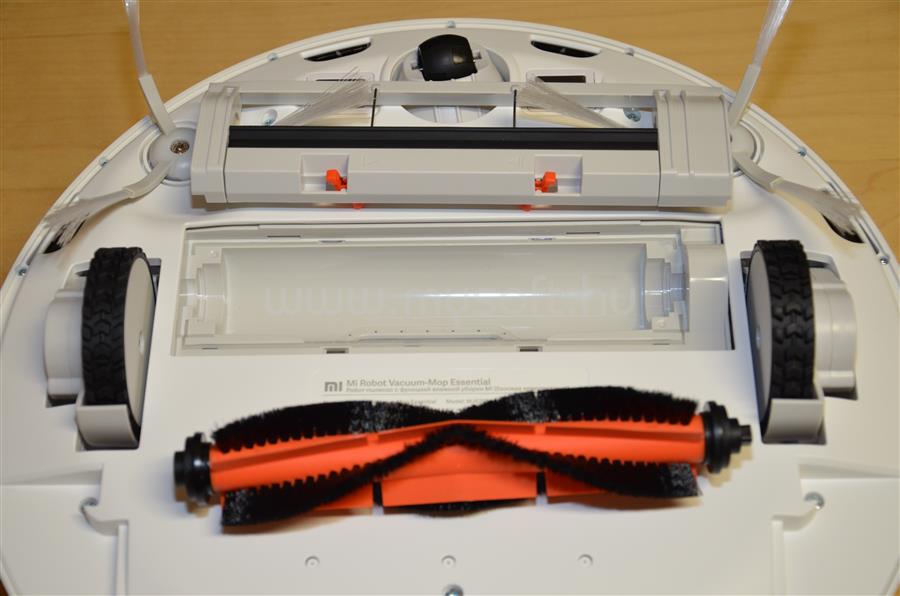 XIAOMI Mi Robot Vacuum Mop Essential feltörlő funkcióval robotporszívó SKV4136GL original