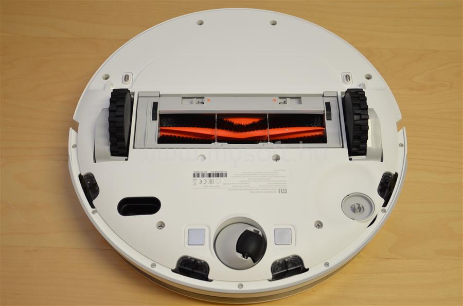 XIAOMI Mi Robot Vacuum-Mop robotporszívó Global (fehér) SKV4093GL original